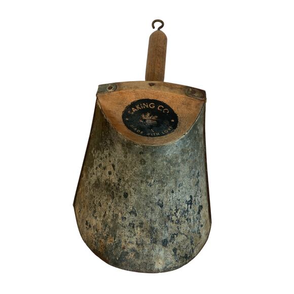 Rustic Look Galvanized Metal Grain Scoop Stamped Baking Co Made with Love - Picture 1 of 6